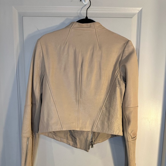 Vince Sand Shell Asymmetrical Rib Knit 100% Lambskin Leather Moto Designer Coat - Picture 5 of 16